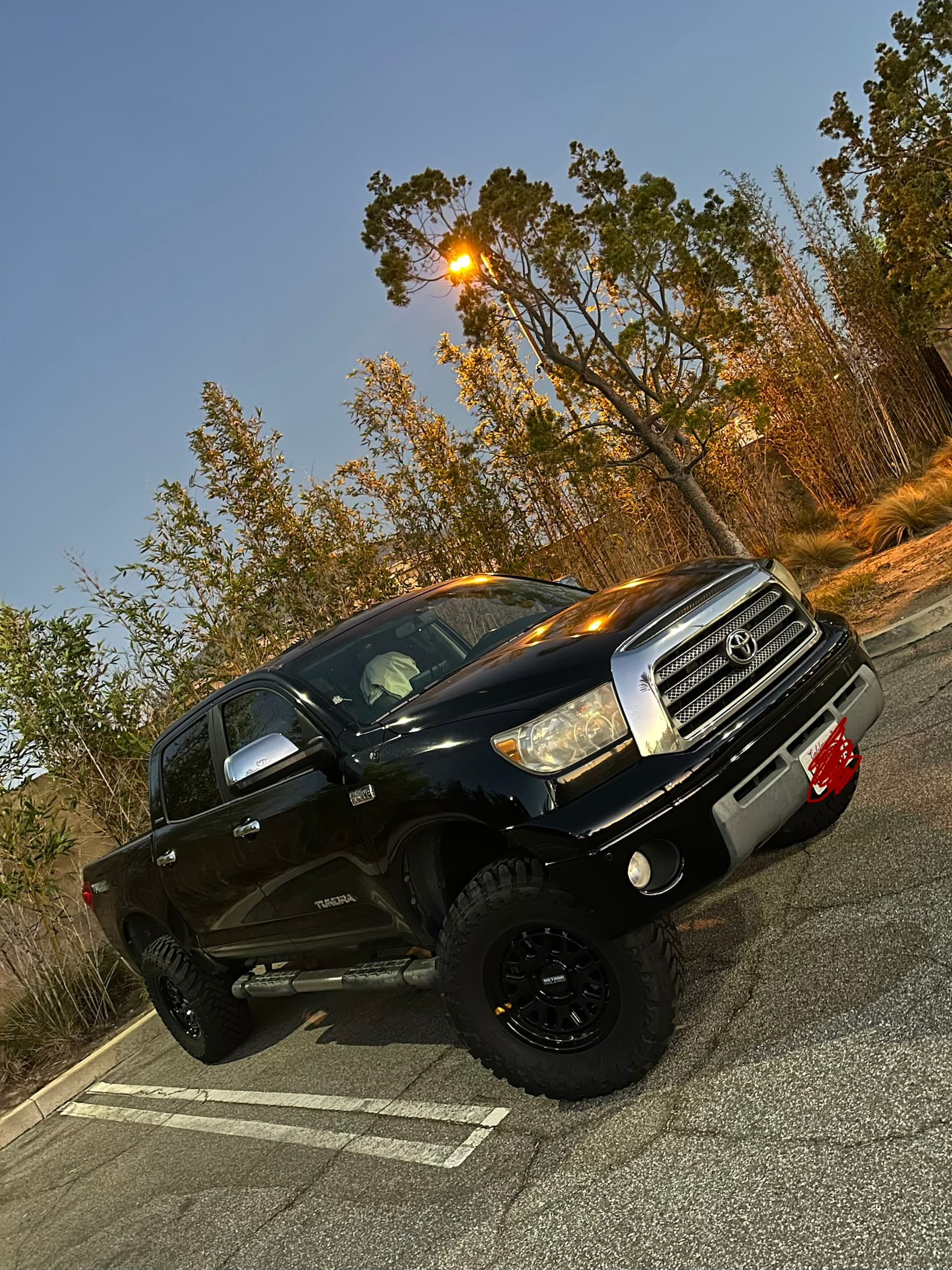 tundra limited 2wd