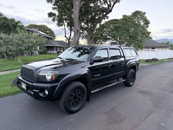 2010 Tacoma Double Cab Four-Wheel Drive in Great Shape