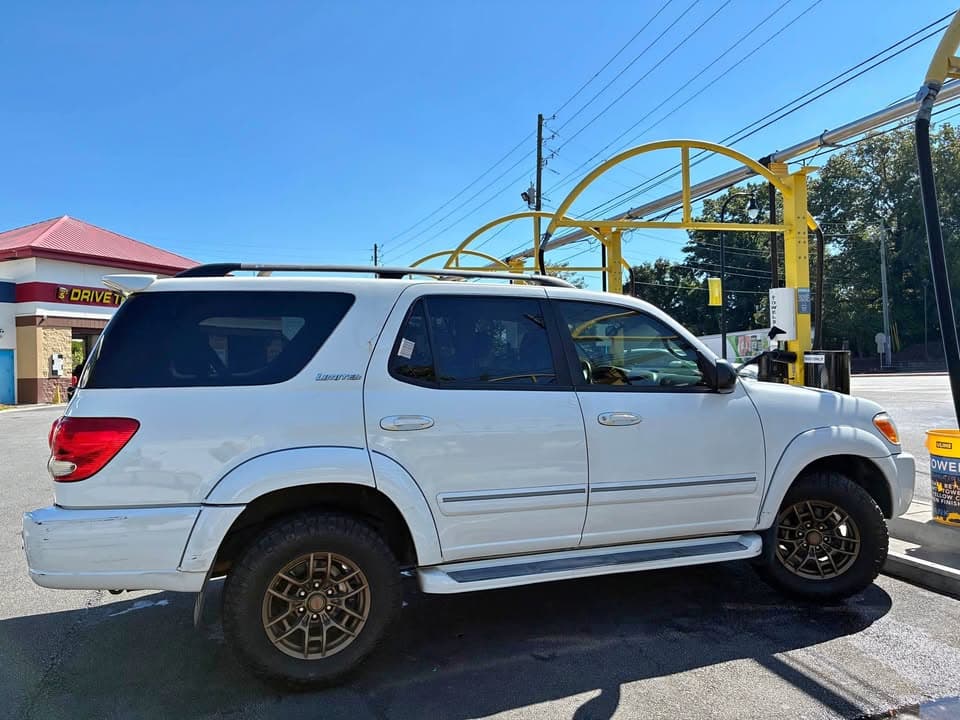 2006 Toyota Sequoia Limited Sport Utility 4D