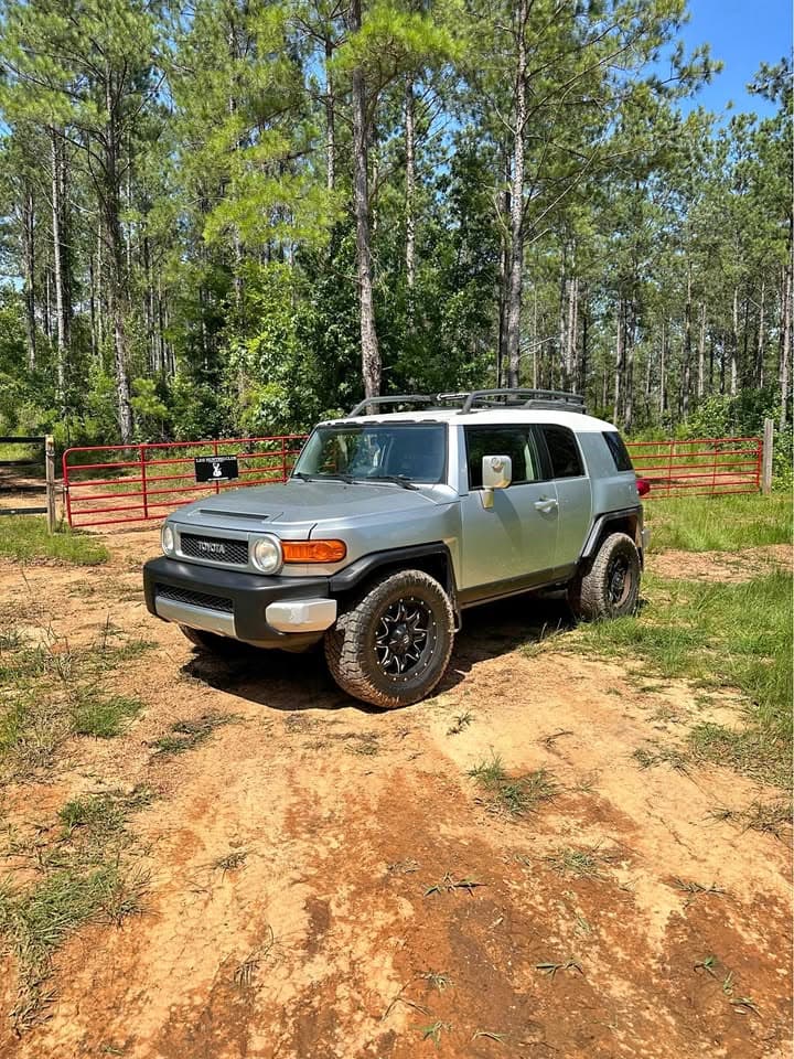 2007 Toyota FJ Cruiser Sport Utility 2D