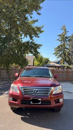 Lexus LX570