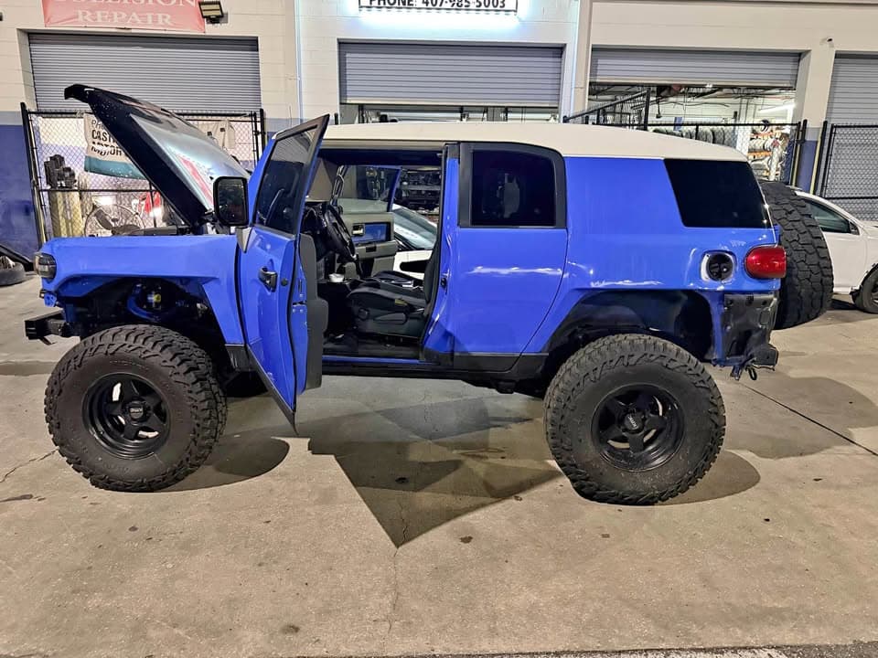 2007 Toyota FJ Cruiser Sport Utility 2D