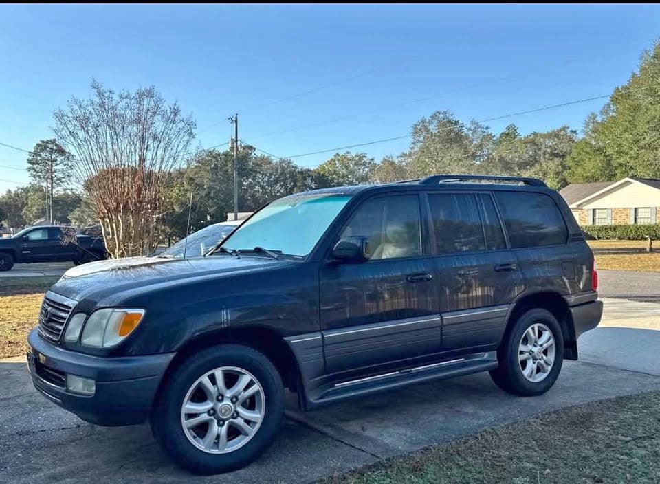 2005 Lexus LX450
