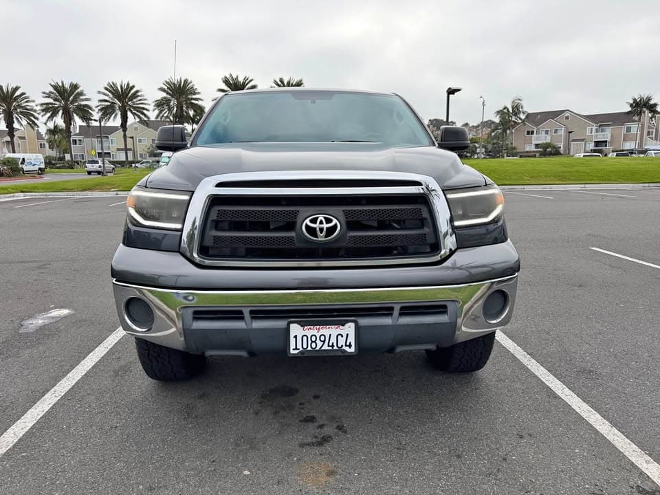 2011 Toyota Tundra CrewMax Pickup 4D 5 1/2 Ft