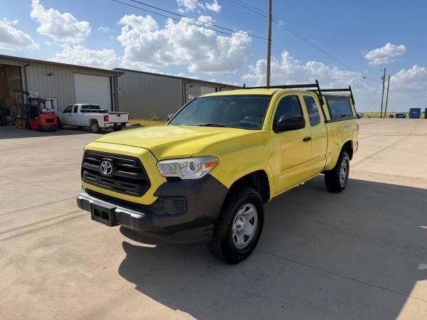 2017 Toyota Tacoma SR