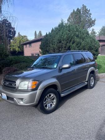 2004 Toyota Sequoia V8 4WD Clean Title 8 Seats