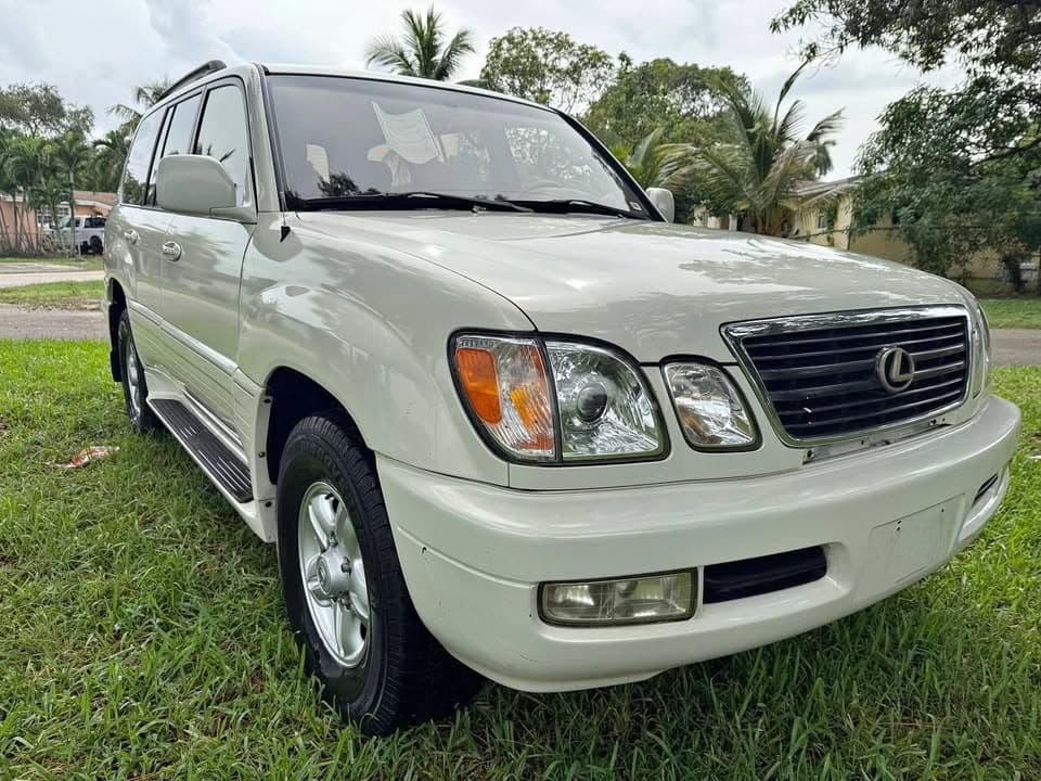 2000 Lexus LX 470
