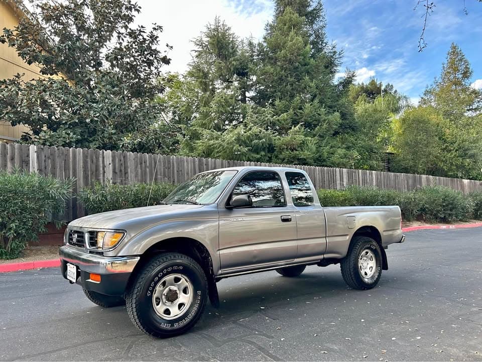 1996 Toyota Tacoma Xtracab SR5 Pickup