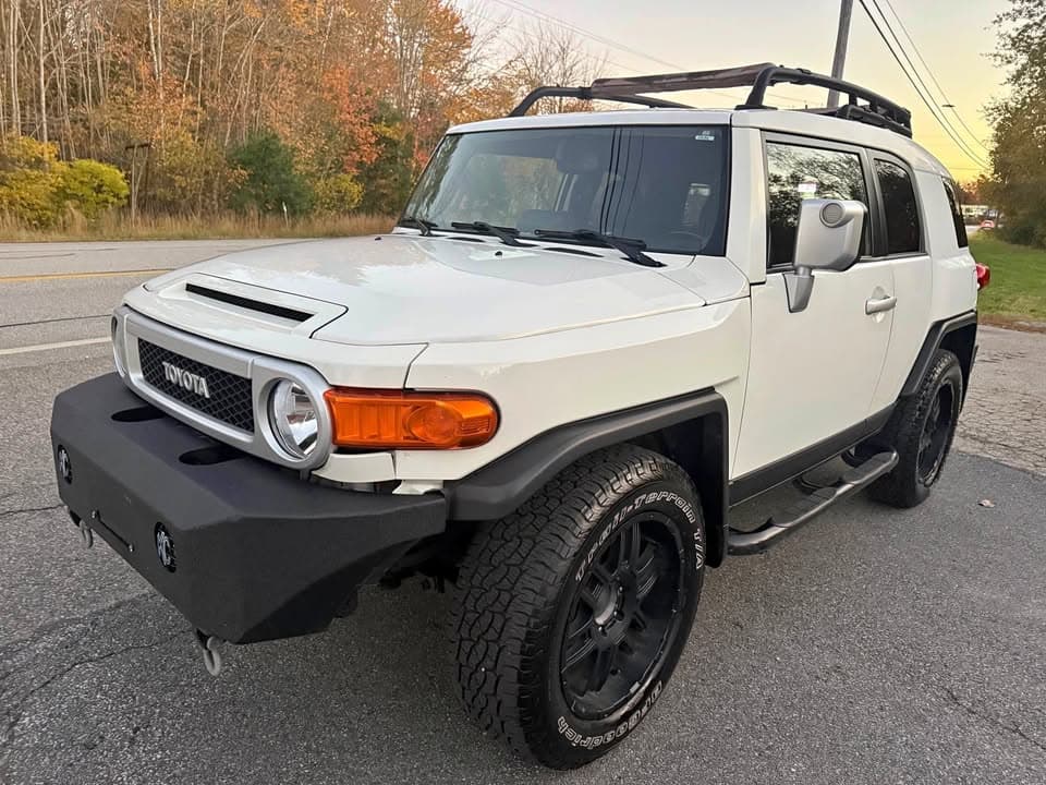 2014 Toyota FJ Cruiser Sport Utility 2D