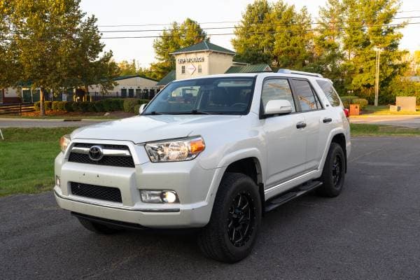 2013 Toyota 4Runner 4WD 4x4 Clean Title in Hand