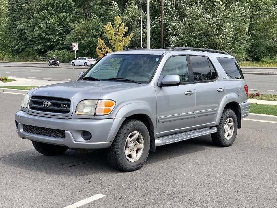 2002 Toyota Sequoia SR5 Sport Utility 4D