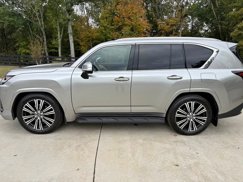 2025 Lexus LX600