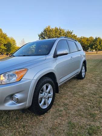 2012 Toyota RAV4 Limited 3.5L V-6 4X4