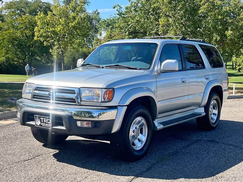 2000 Toyota 4Runner SR5 Sport Utility 4D