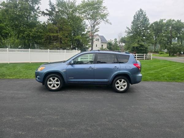 09 Toyota Rav4 Limited 4WD