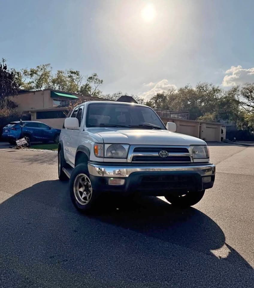 1999 Toyota 4Runner SR5 Sport Utility 4D