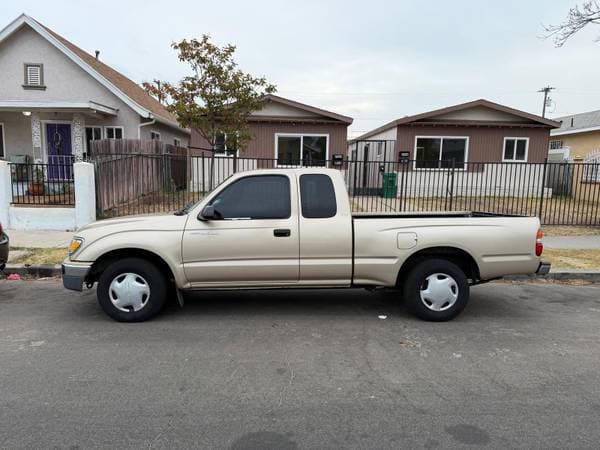 2002 Toyota Tacoma Extra Cab 4 Cylinder Automatic Transmission Runs Great