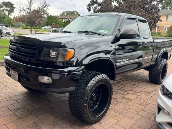 2001 Tundra SR5 4X4 V6 Access Cab