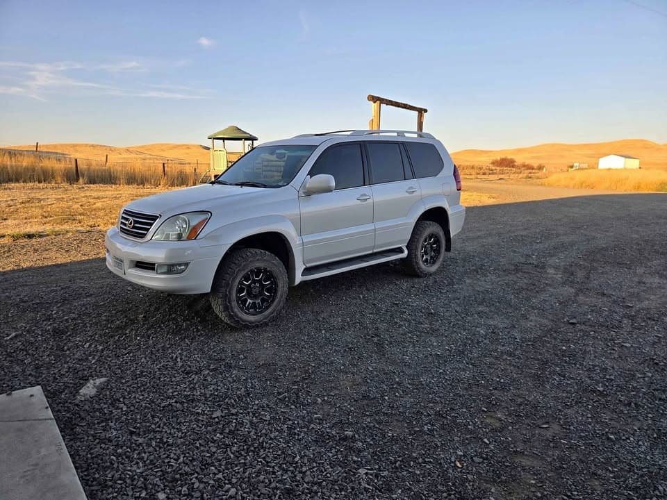 2003 Lexus GX 470 Sport Utility 4D