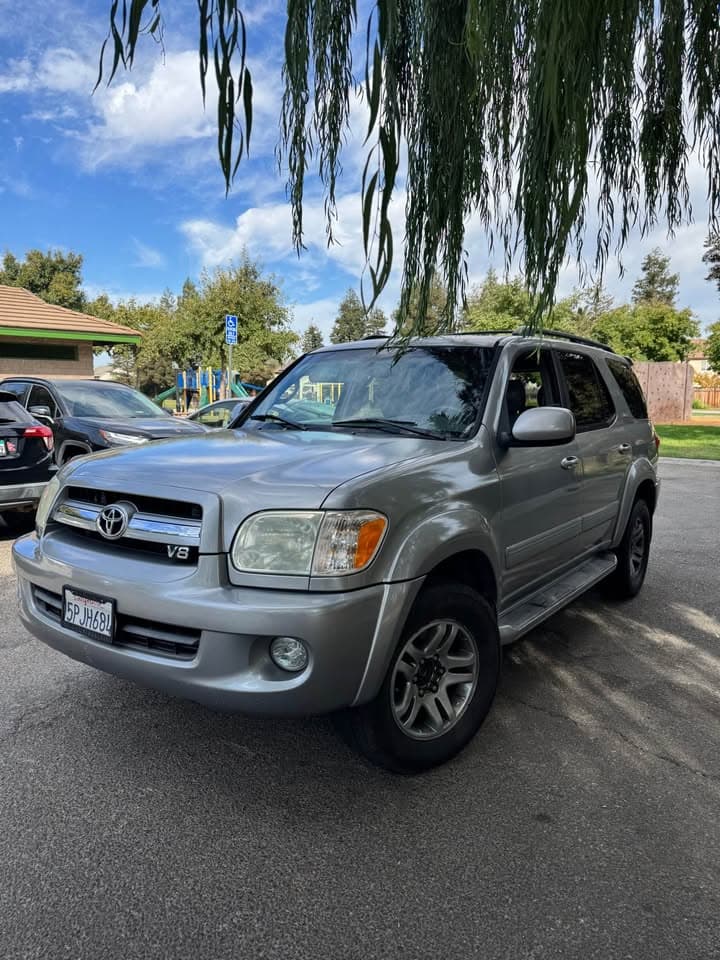 2005 Toyota Sequoia