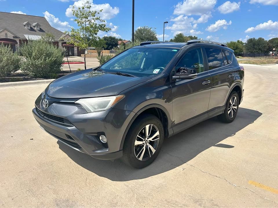 2016 Toyota RAV4 XLE Sport Utility 4D