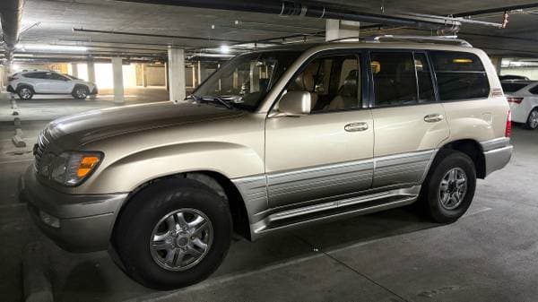 2001 Lexus LX470