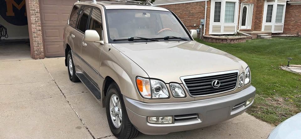 2000 Lexus LX 470 Sport Utility 4D